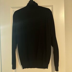 Zara Men's Classic Black Turtleneck Sweater (Large)